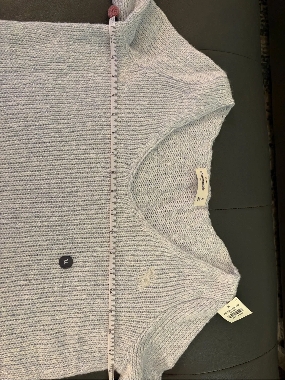 Abercrombie & Fitch Girl’s Light Gray Scoop Neck Knit Sweater